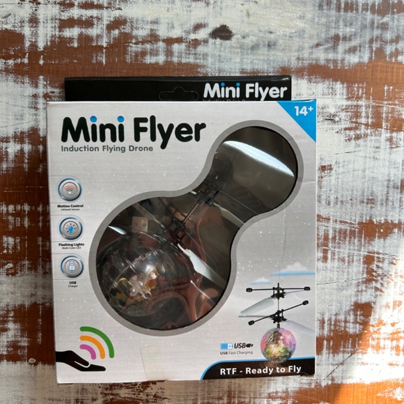 NEW Toy Floating Mini Flyer Induction Drone Motion LED Lights - Picture 4 of 6